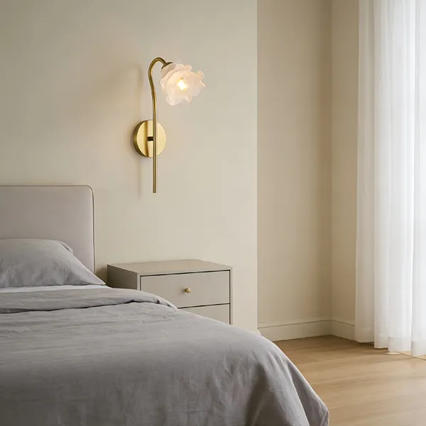 Cara Memadankan Sconce Dinding Moden dengan Bilik Tidur